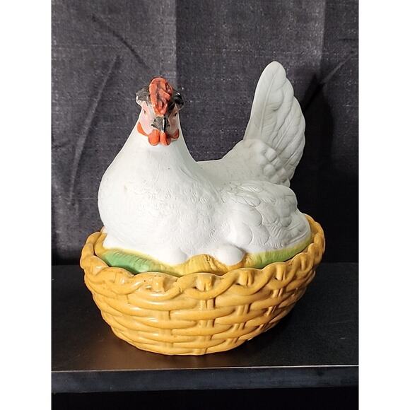 Antique Staffordshire Bisque Porcelain Hen Chicken on Nest Bowl Box Eggs England - Picture 3 of 9